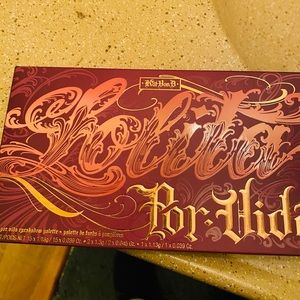 ❗️Sold off poshmark ❗️Kat von D beauty